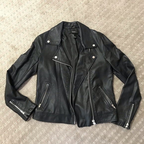 ***SOLD*** (LIKE NEW)  F21 faux leather jacket - Picture 1 of 4